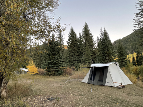 another lifestyle image of a flex-bow deluxe in the wilderness